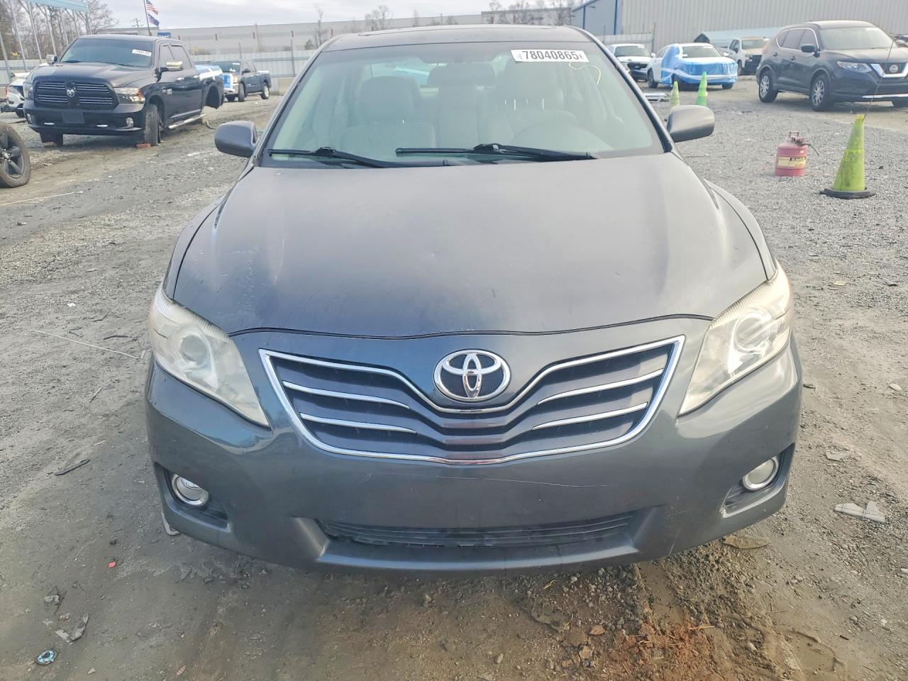2011 TOYOTA CAMRY
