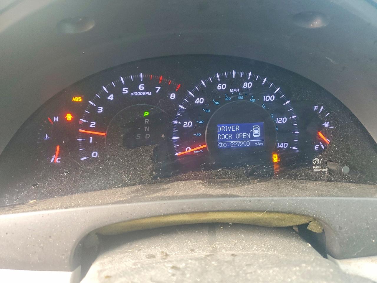 2011 TOYOTA CAMRY