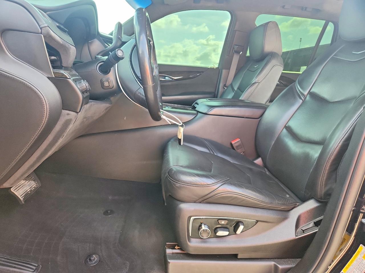 2019 CADILLAC ESCALADE
