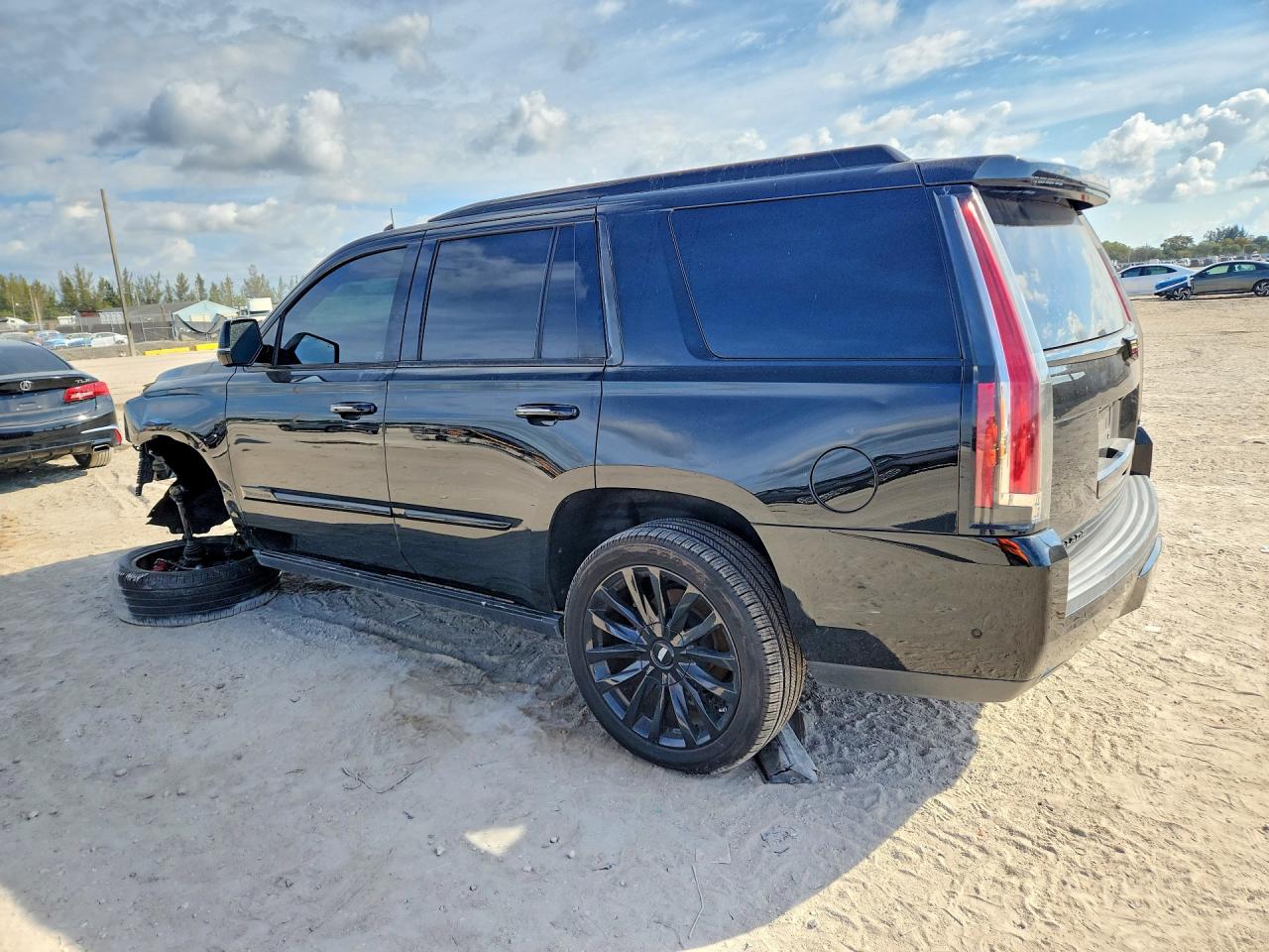 2019 CADILLAC ESCALADE
