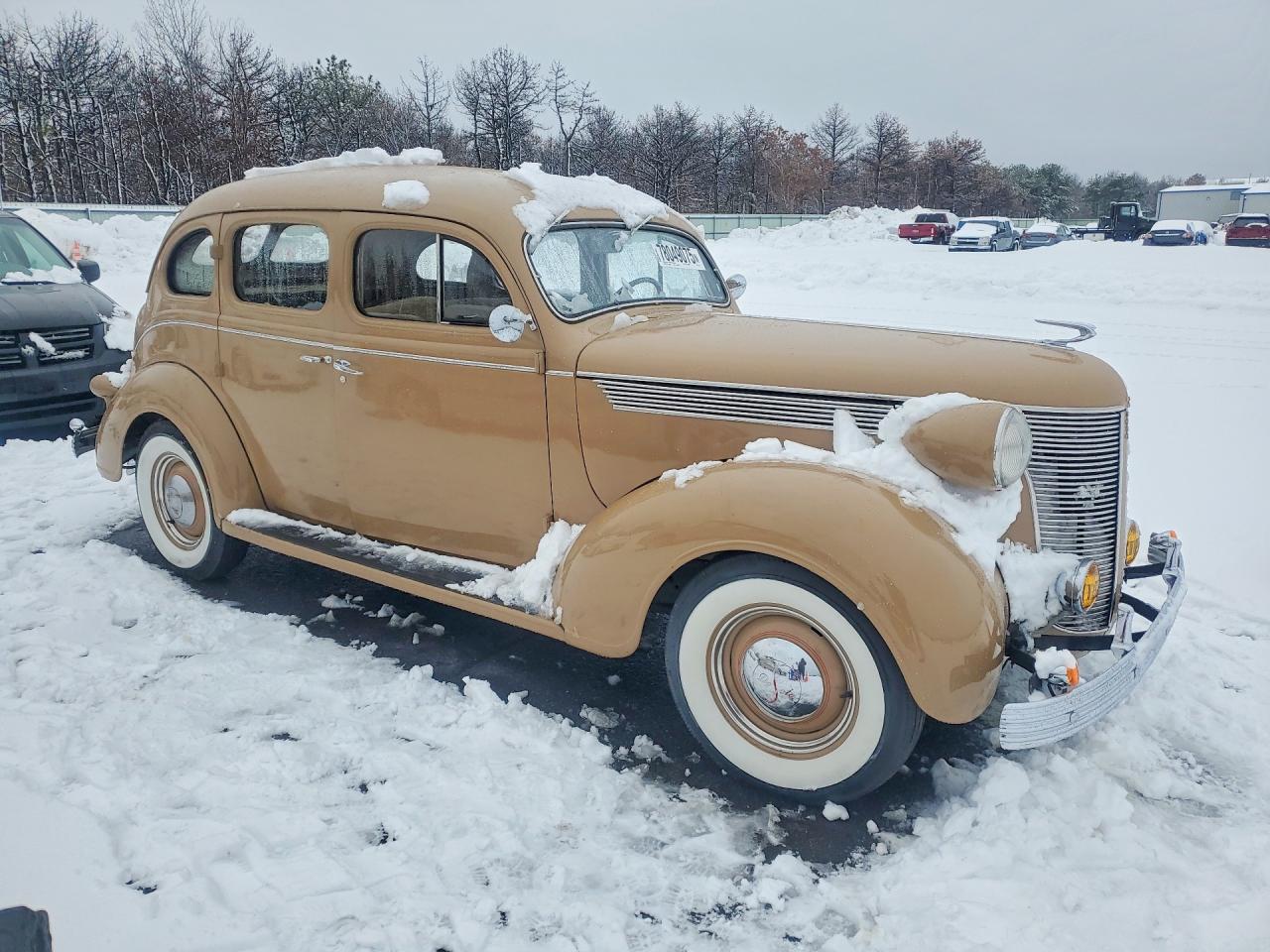 1937 DESOTO HAWKEYE