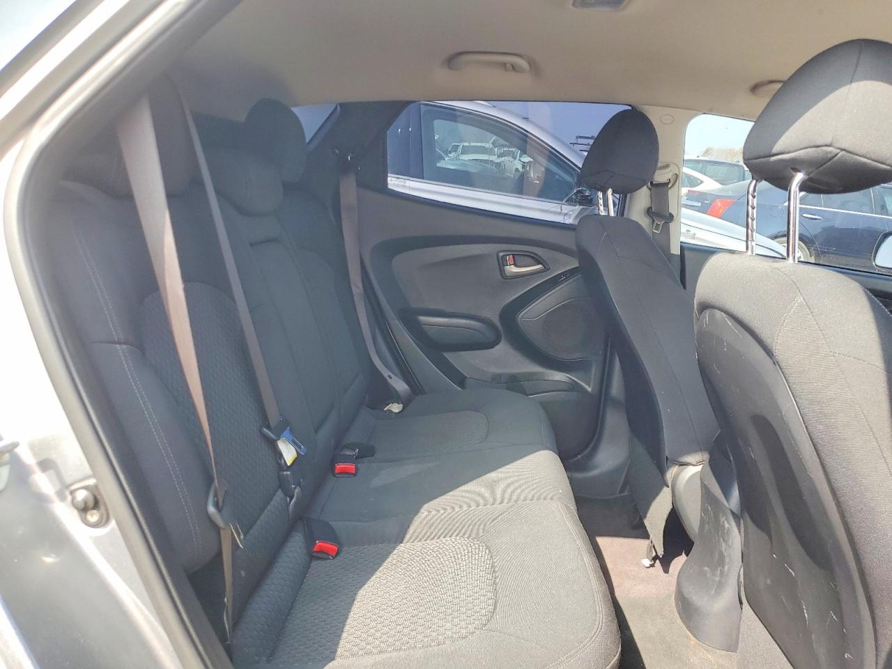 2011 HYUNDAI TUCSON
