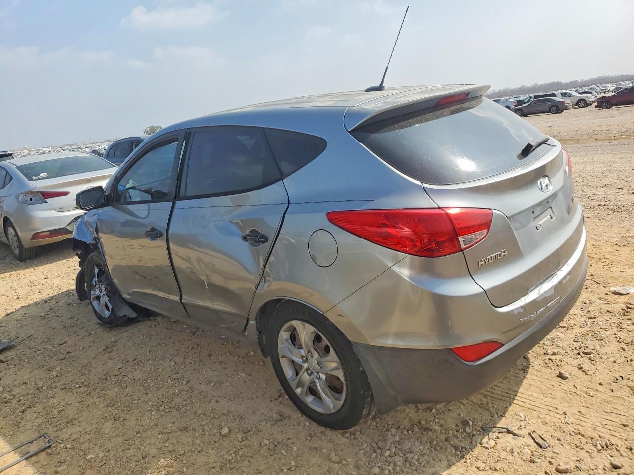 2011 HYUNDAI TUCSON