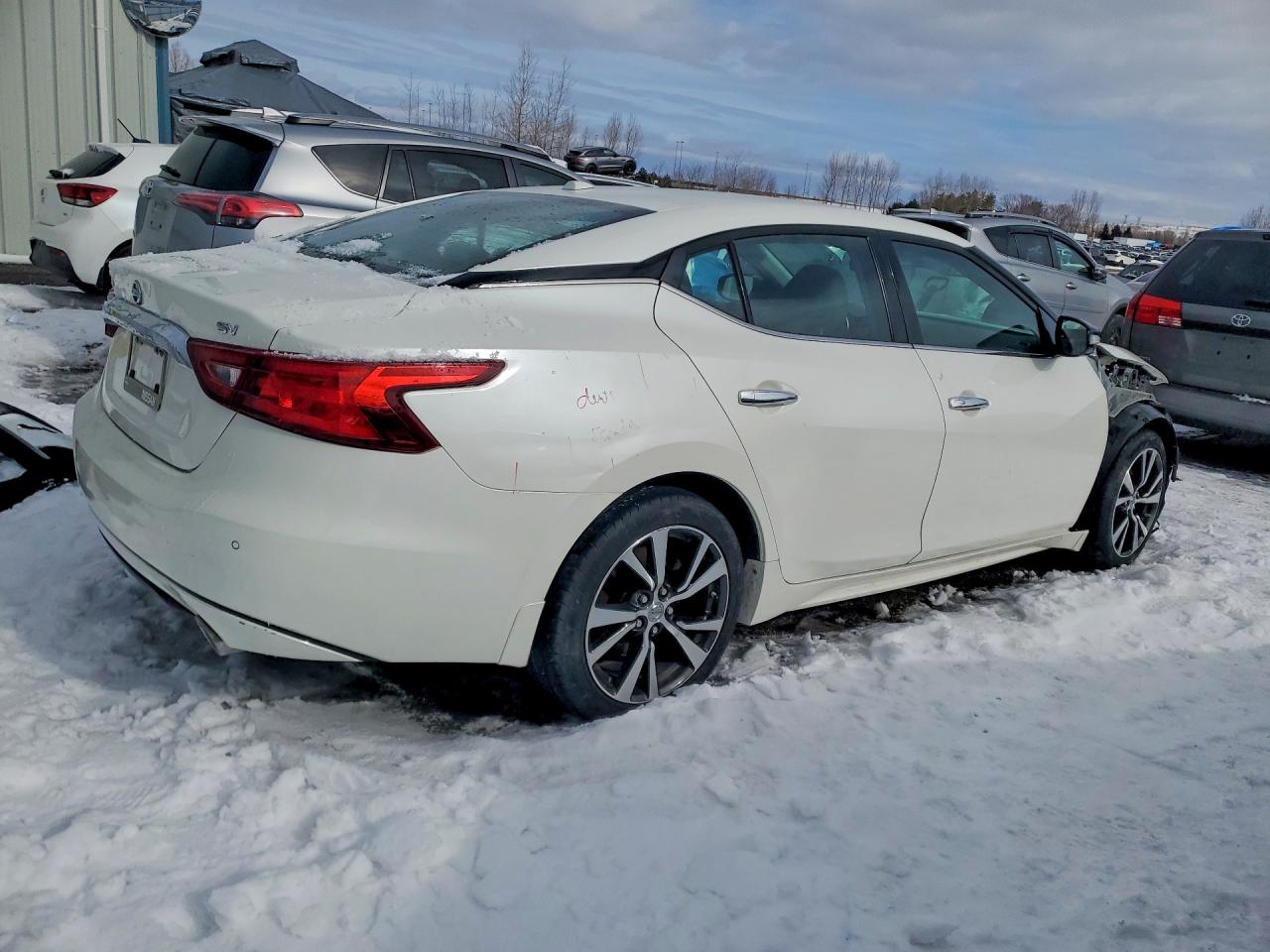 2016 NISSAN MAXIMA