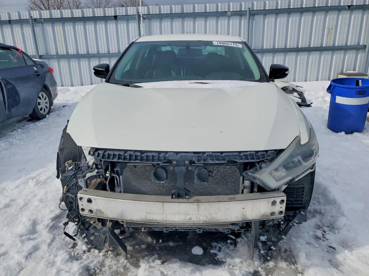 2016 NISSAN MAXIMA