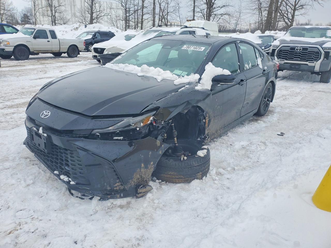 2025 TOYOTA CAMRY