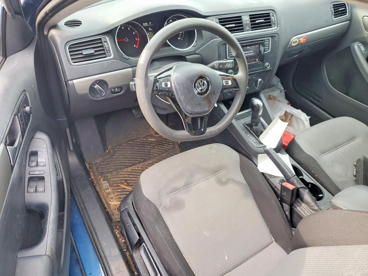 2018 VOLKSWAGEN JETTA