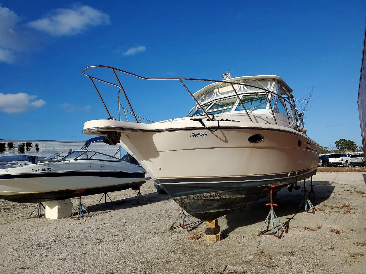 1998 TIAR BOAT
