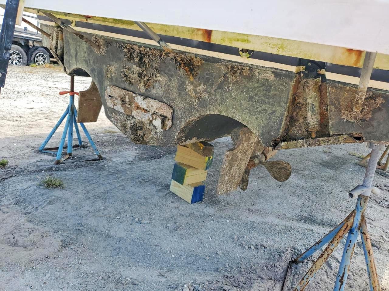 1998 TIAR BOAT