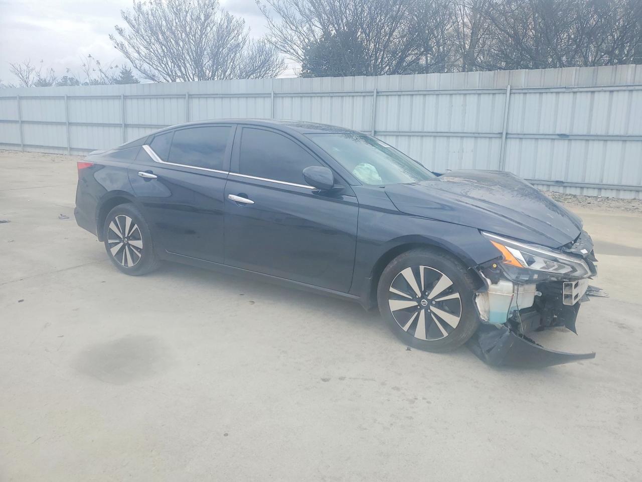 2022 NISSAN ALTIMA