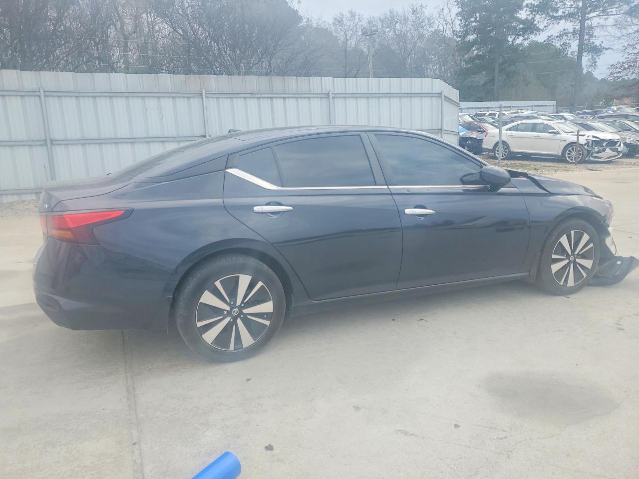 2022 NISSAN ALTIMA