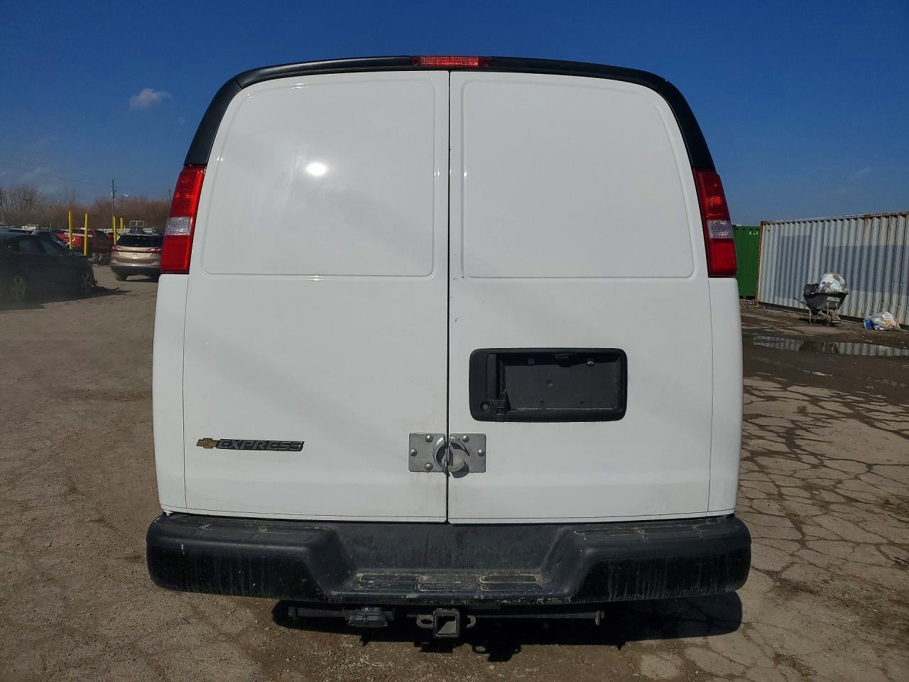 2025 CHEVROLET EXPRESS