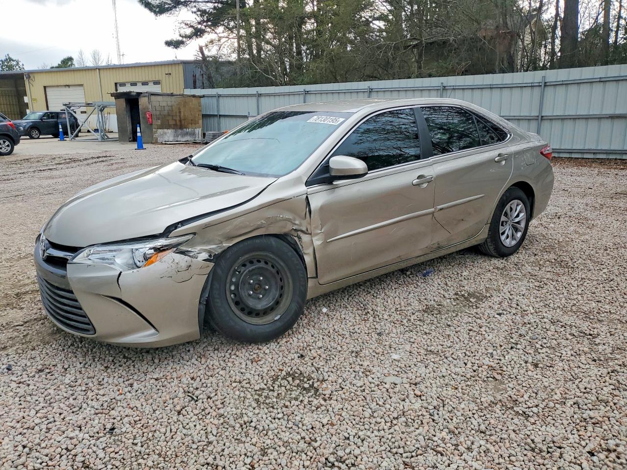 2015 TOYOTA CAMRY