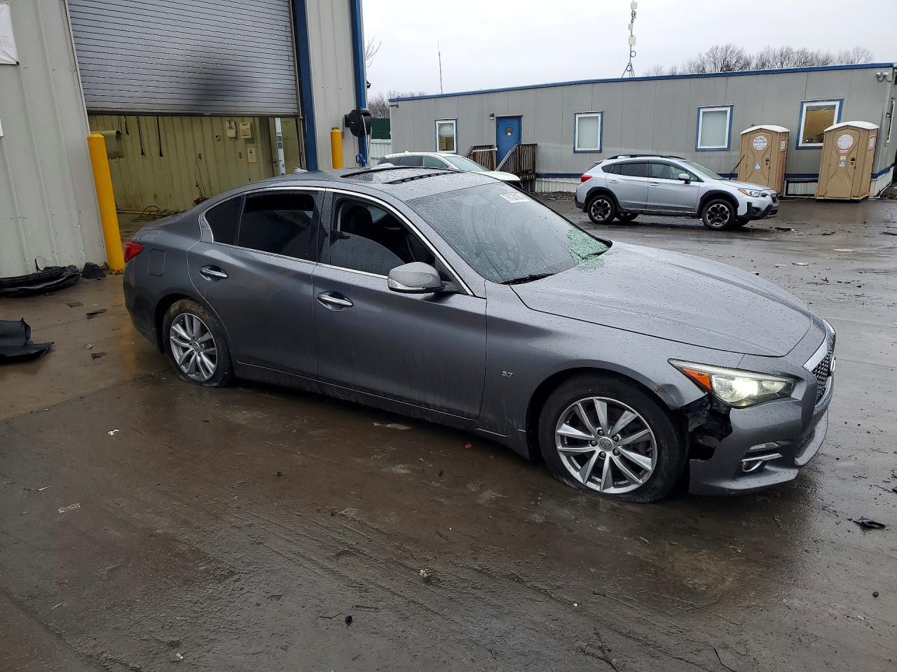 2015 INFINITI Q50