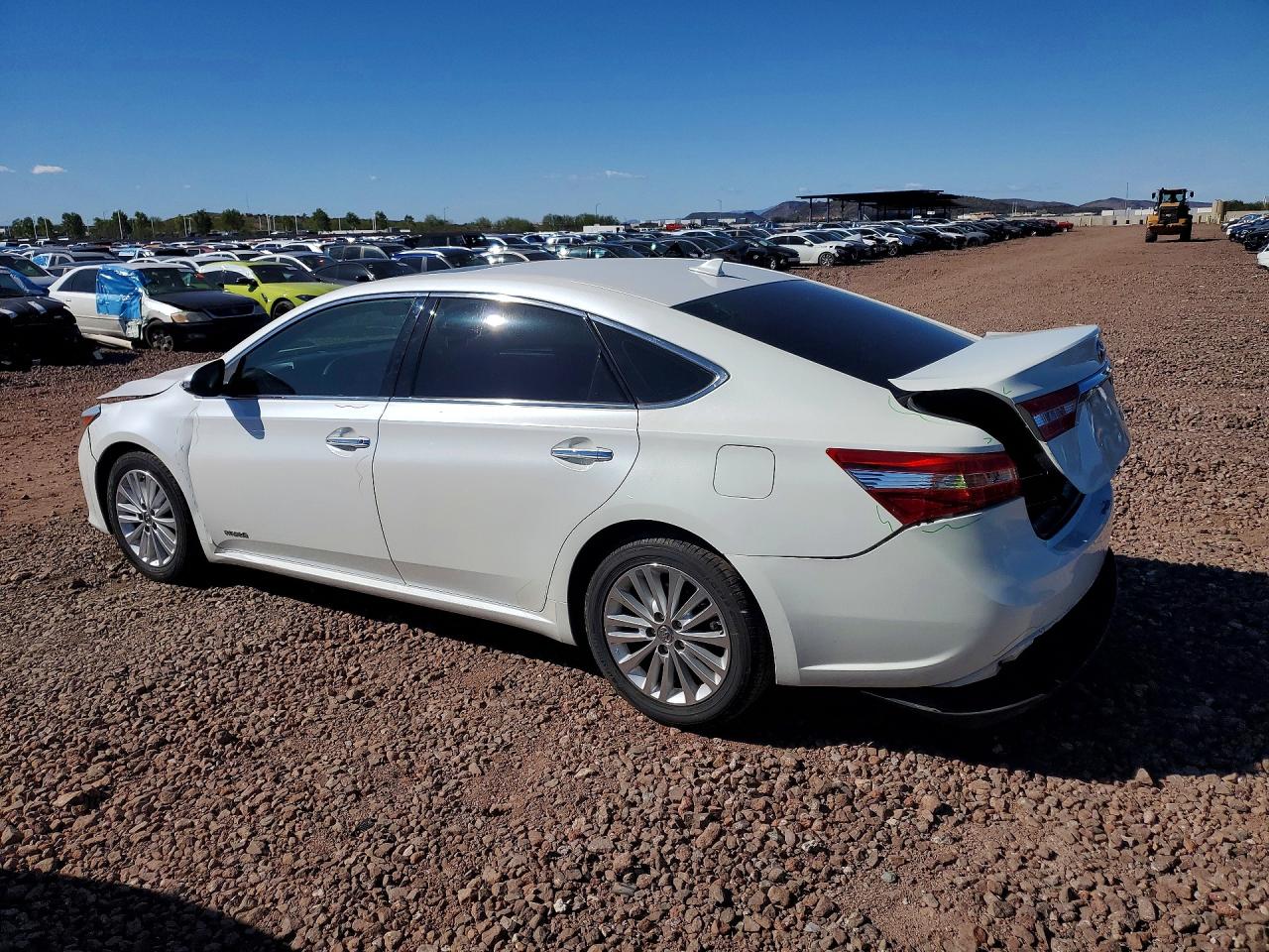 2014 TOYOTA AVALON
