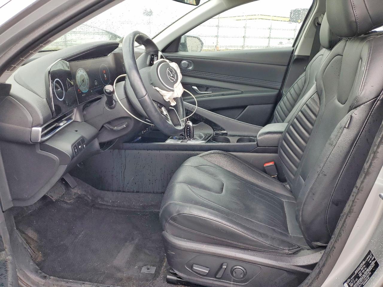 2022 HYUNDAI ELANTRA