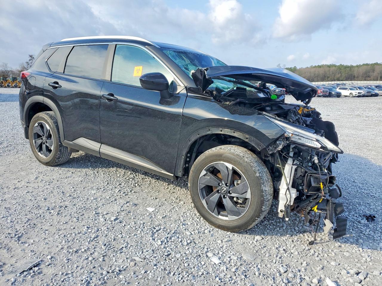 2024 NISSAN ROGUE