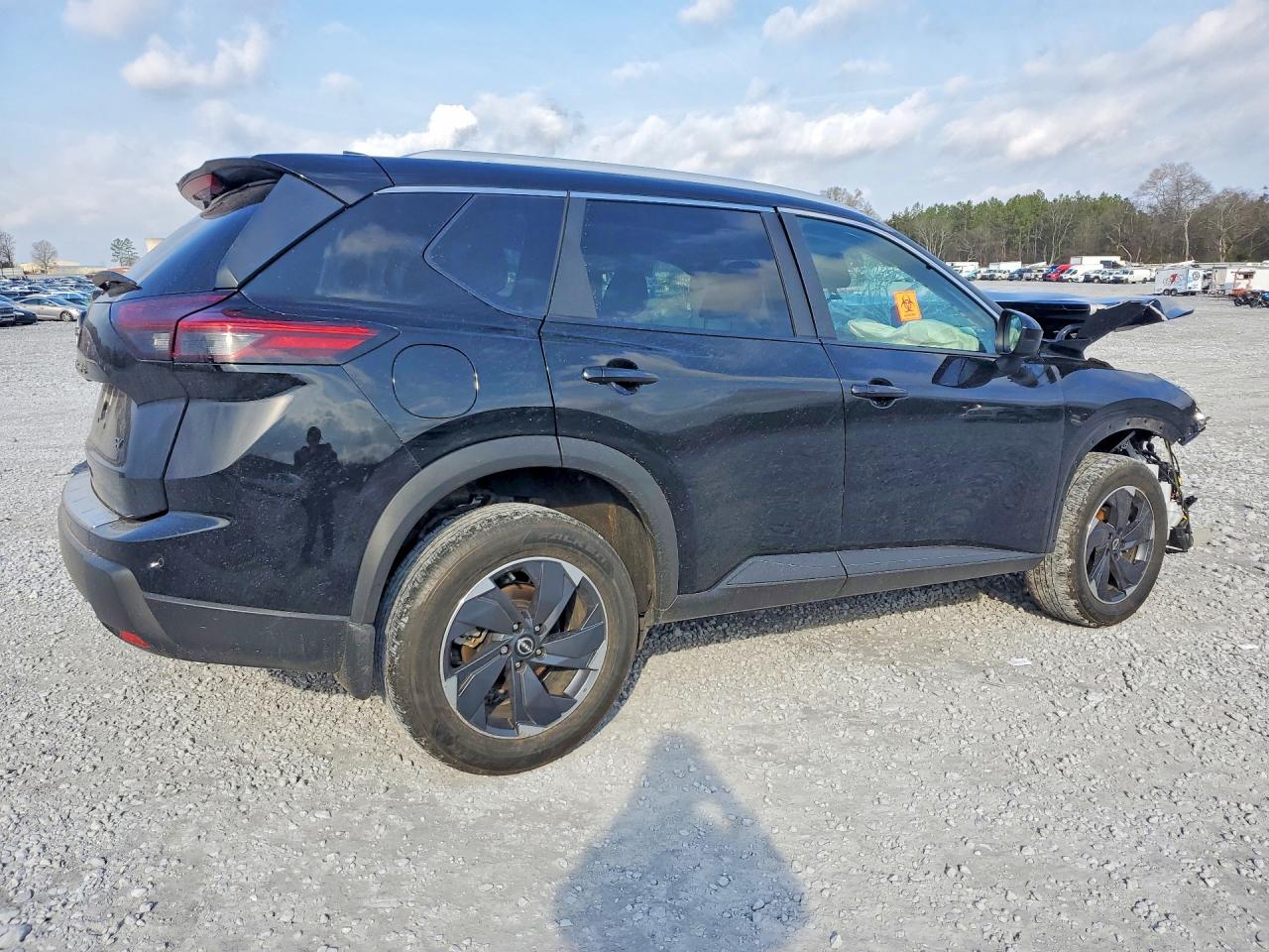 2024 NISSAN ROGUE
