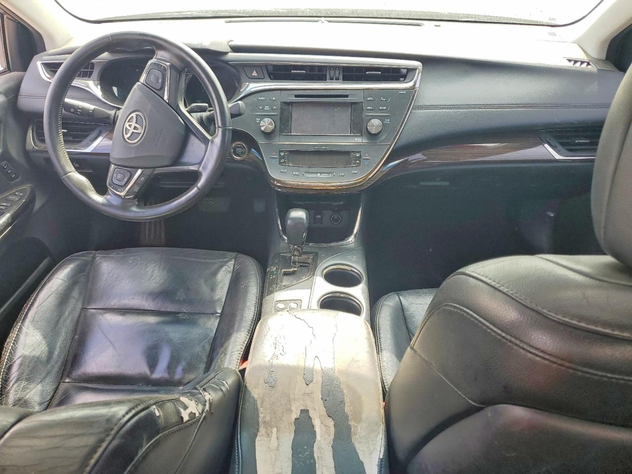 2013 TOYOTA AVALON