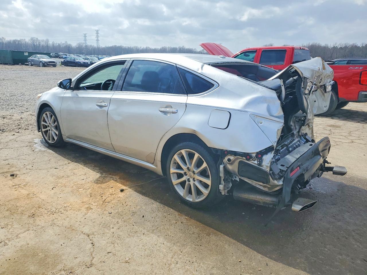 2013 TOYOTA AVALON