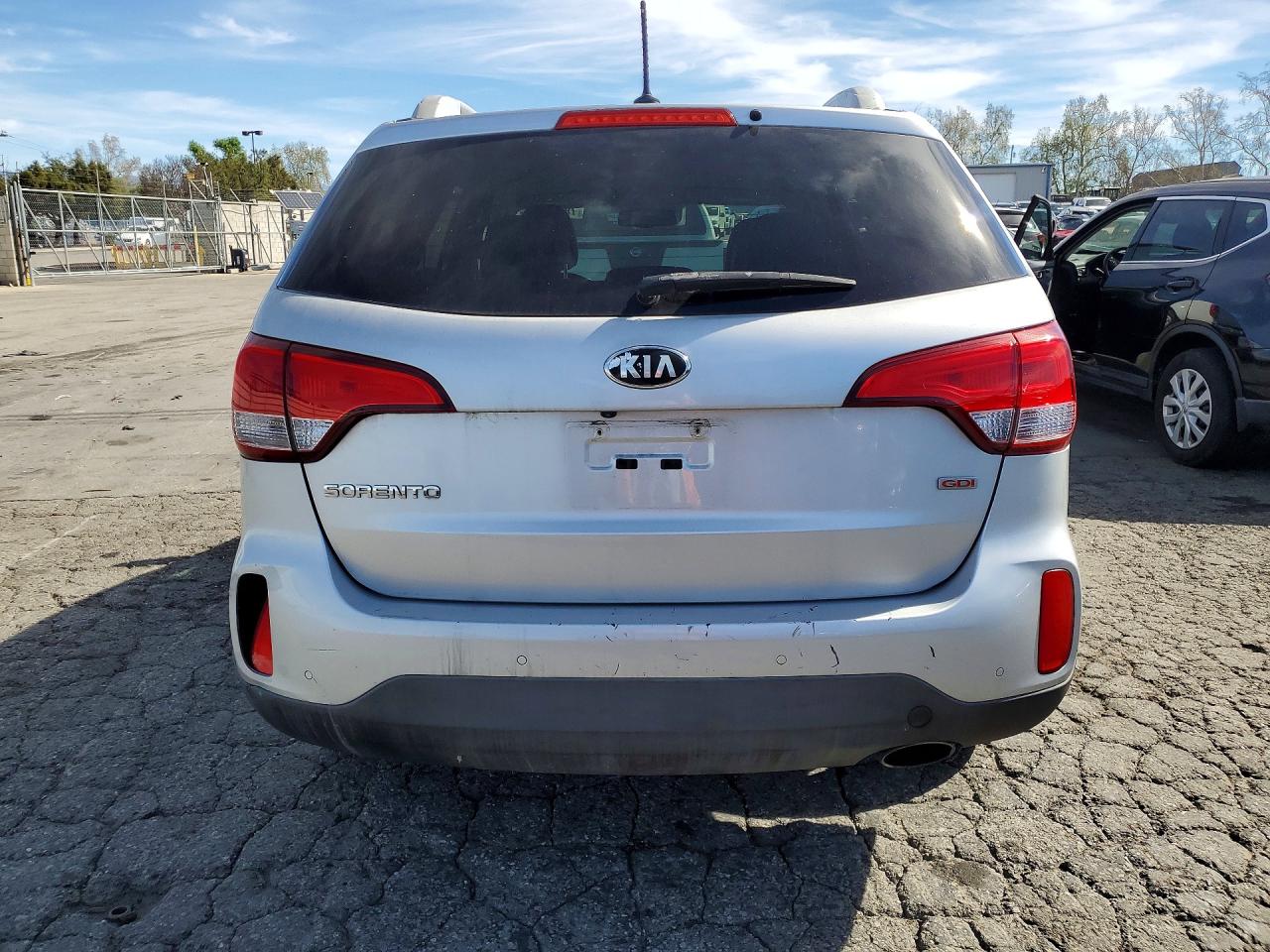 2015 KIA SORENTO