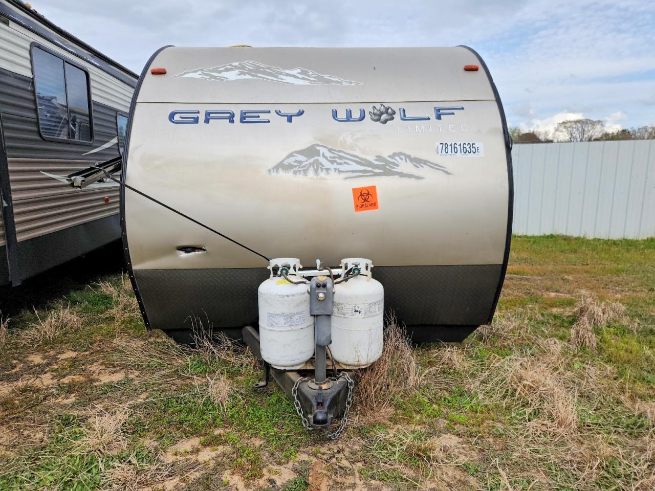 2014 CWLN GREY WOLF