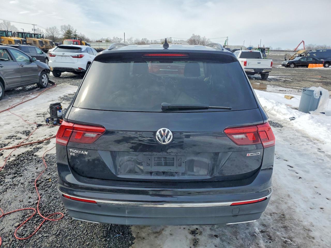 2021 VOLKSWAGEN TIGUAN