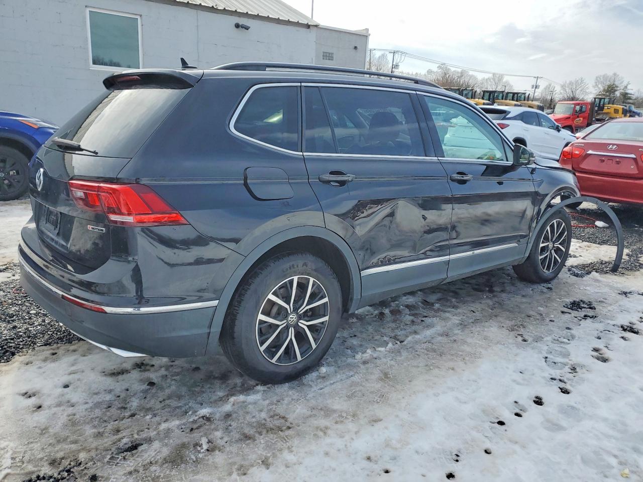 2021 VOLKSWAGEN TIGUAN