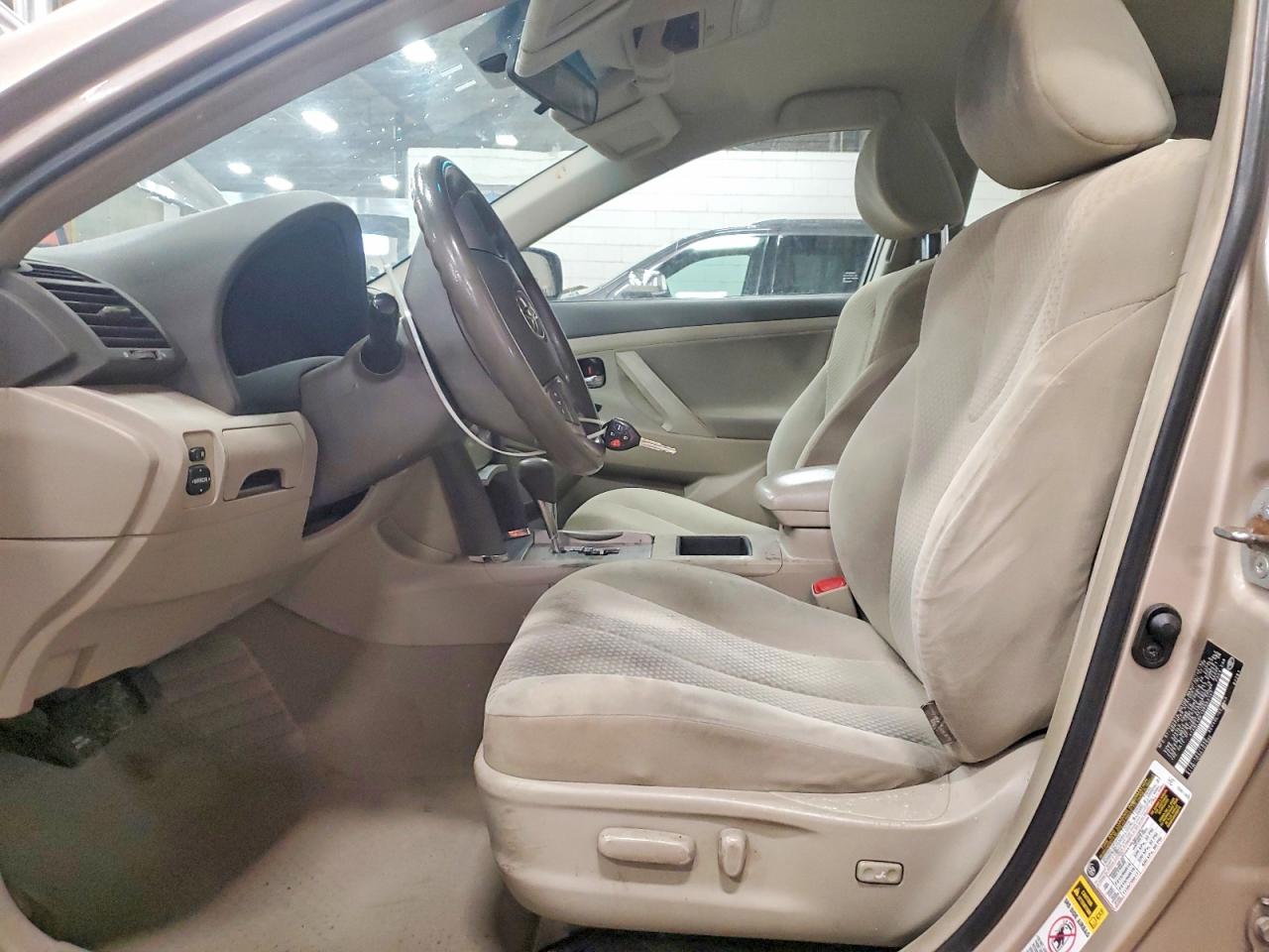 2009 TOYOTA CAMRY