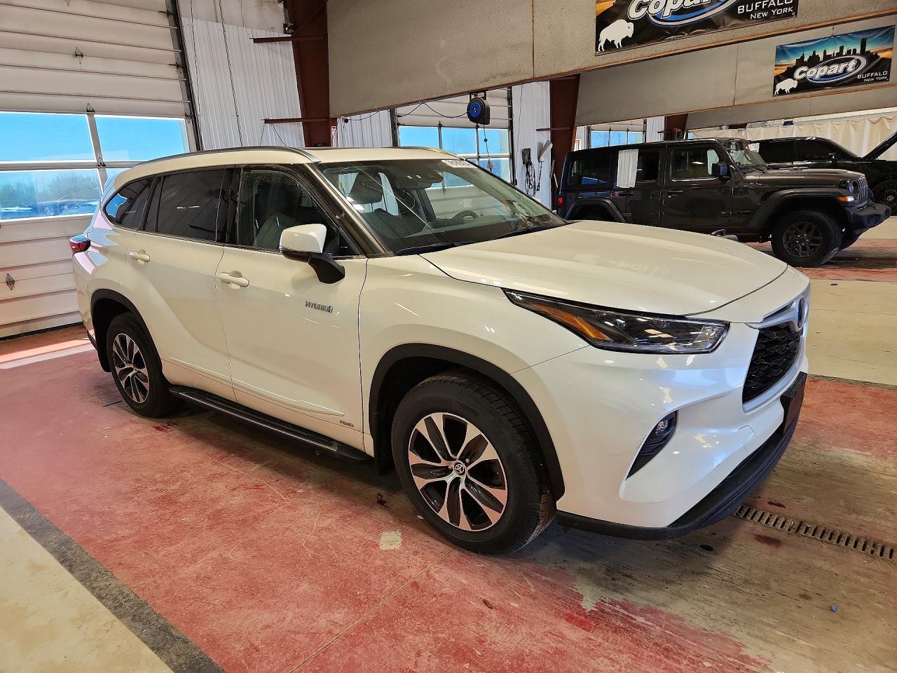 2021 TOYOTA HIGHLANDER