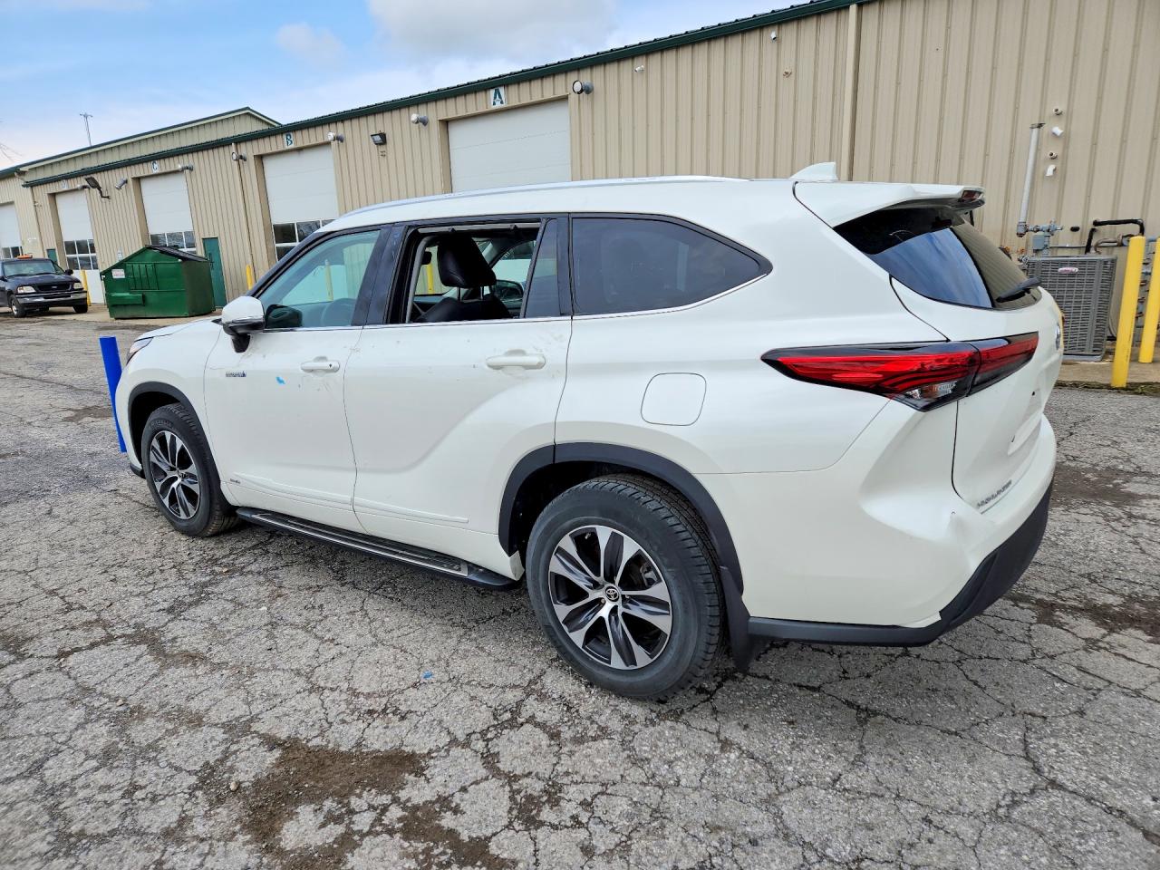 2021 TOYOTA HIGHLANDER