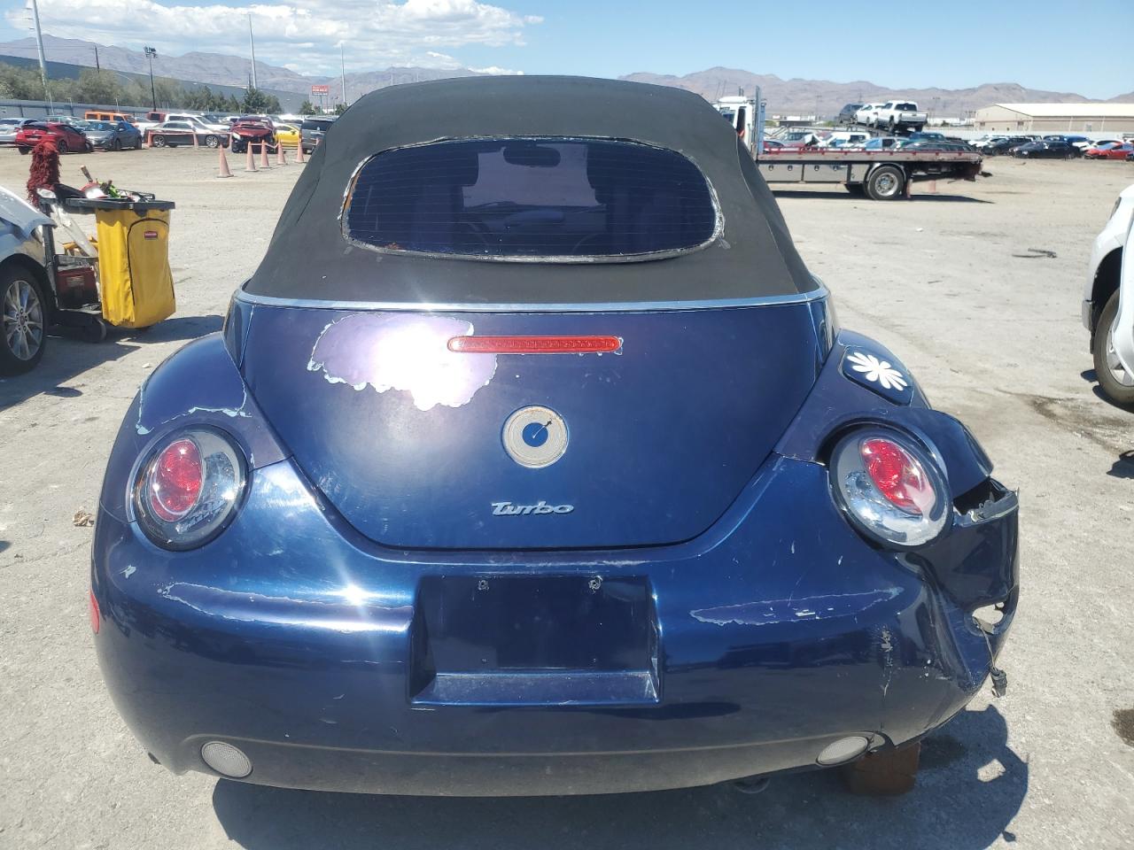 2005 VOLKSWAGEN BEETLE