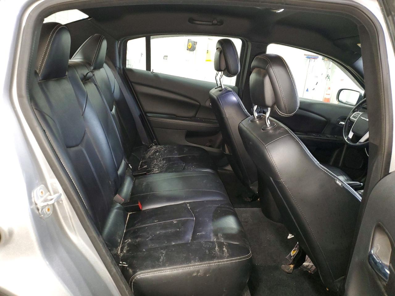 2014 CHRYSLER 200