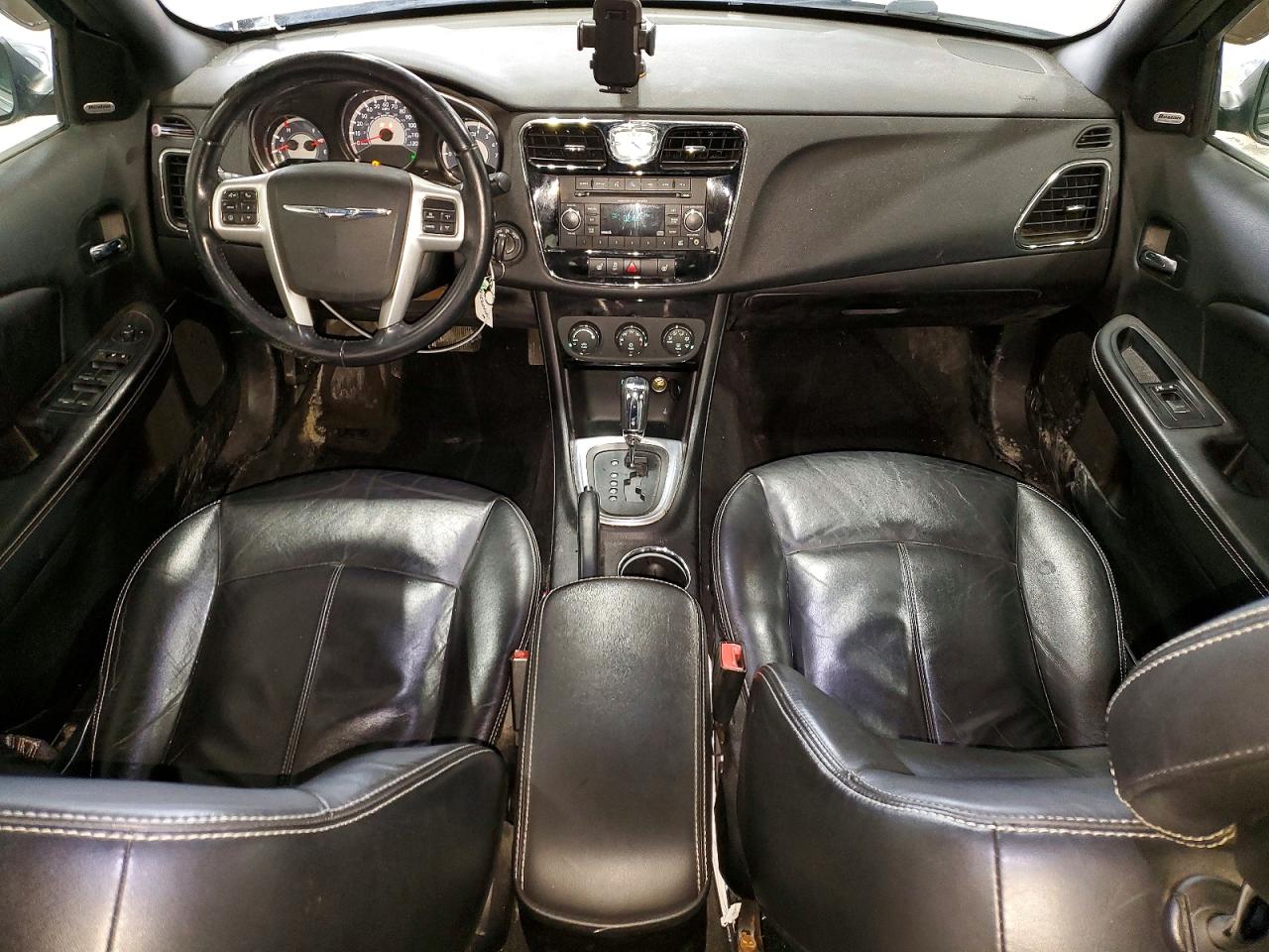 2014 CHRYSLER 200