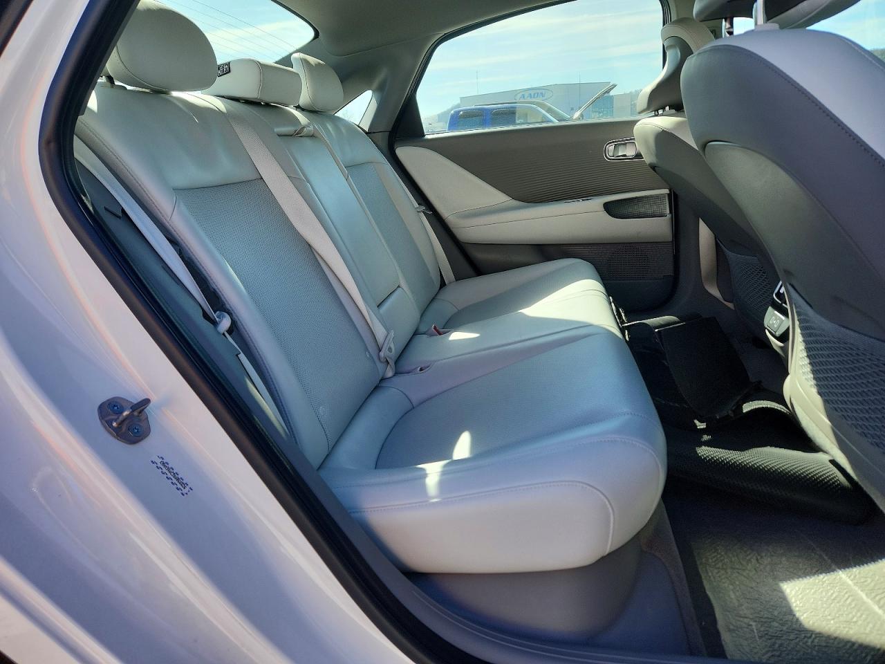 2024 HYUNDAI IONIQ 6 SE
