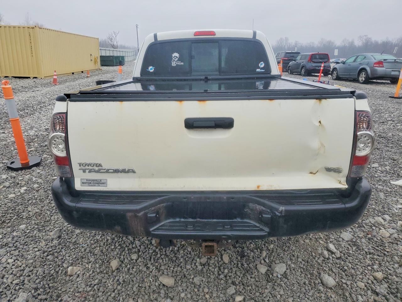 2011 TOYOTA TACOMA