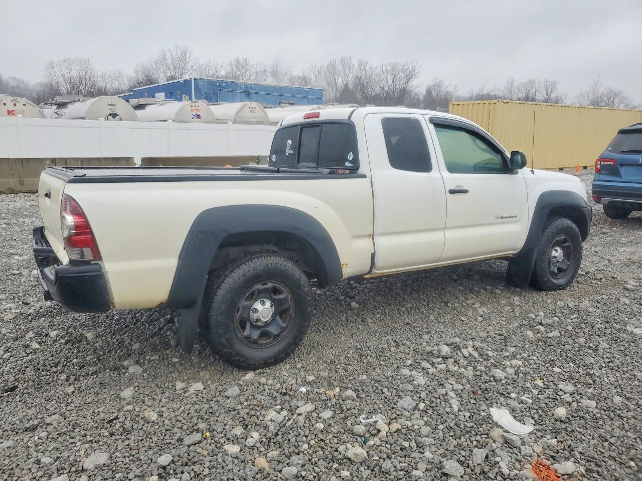 2011 TOYOTA TACOMA