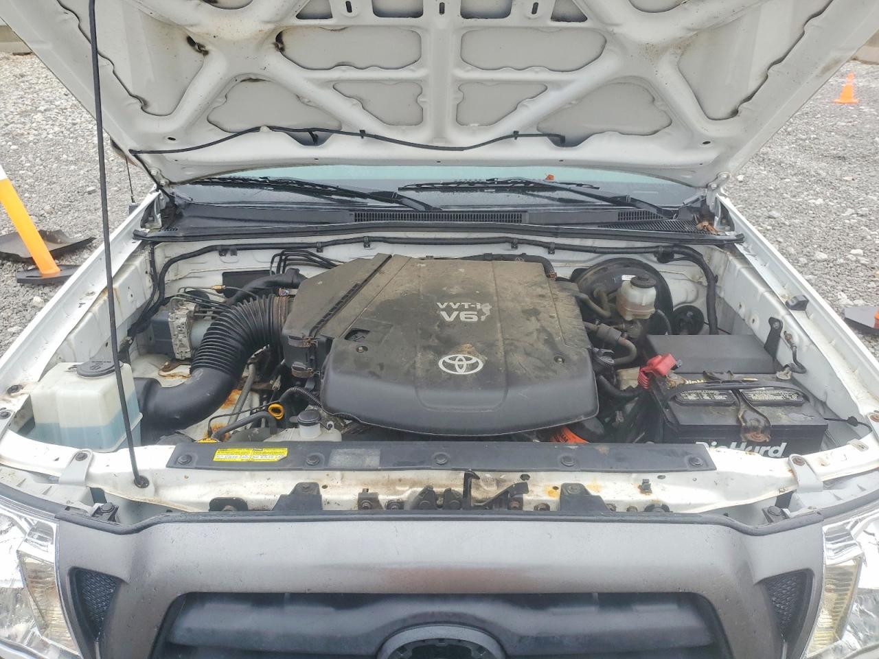 2011 TOYOTA TACOMA