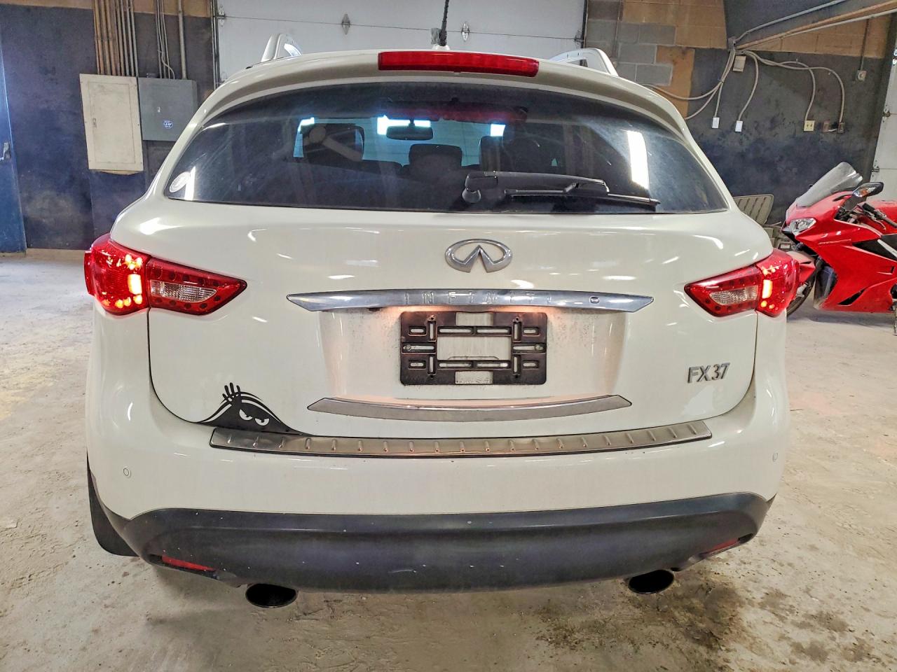 2013 INFINITI FX37