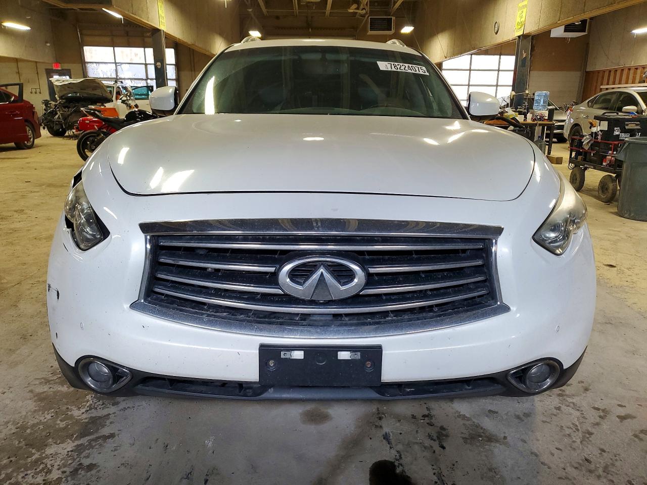 2013 INFINITI FX37