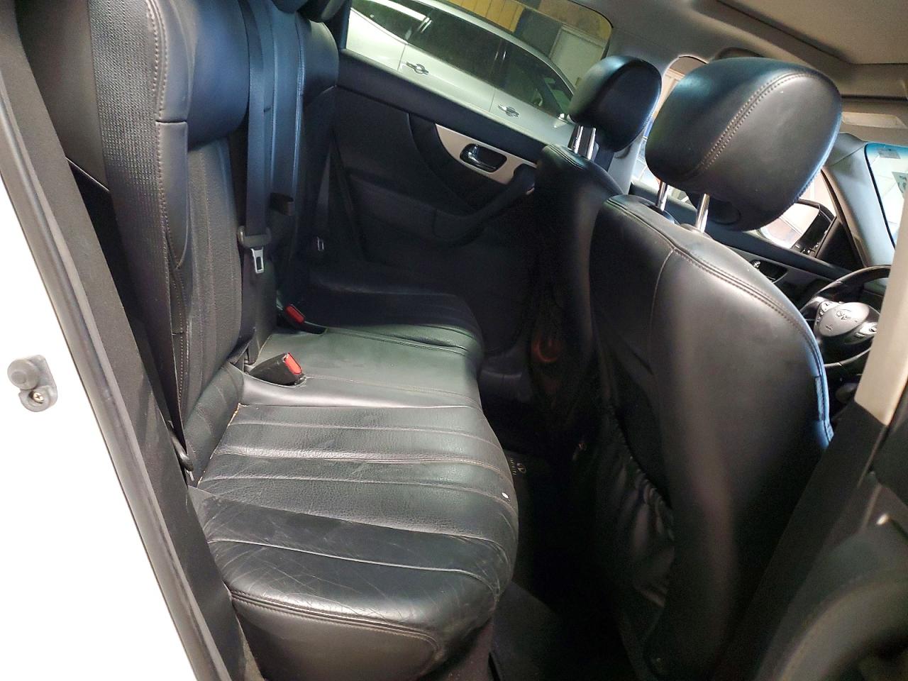 2013 INFINITI FX37