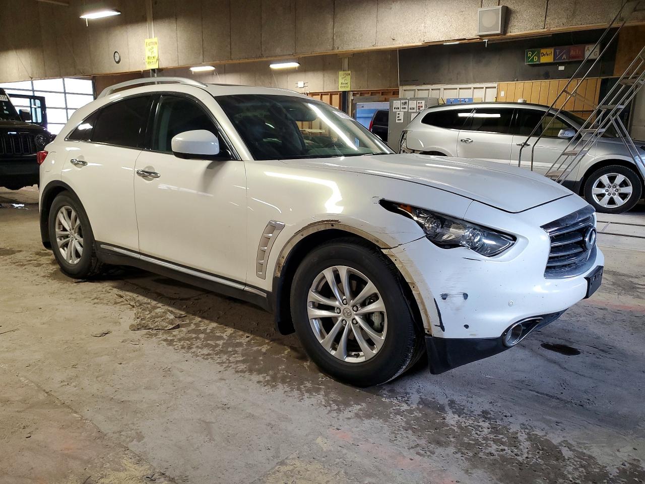 2013 INFINITI FX37