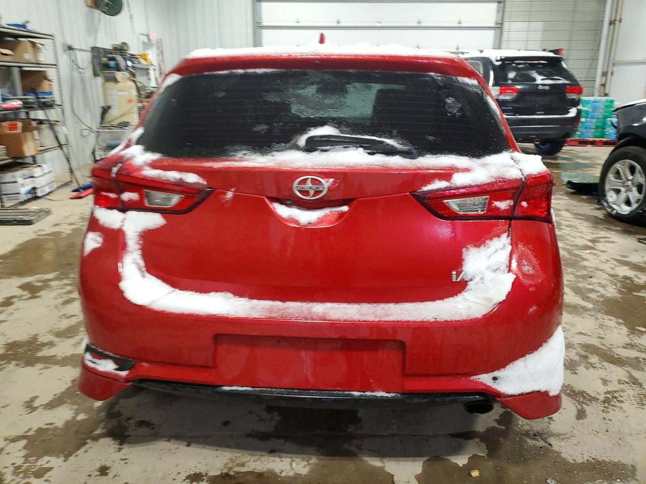 2016 TOYOTA SCION