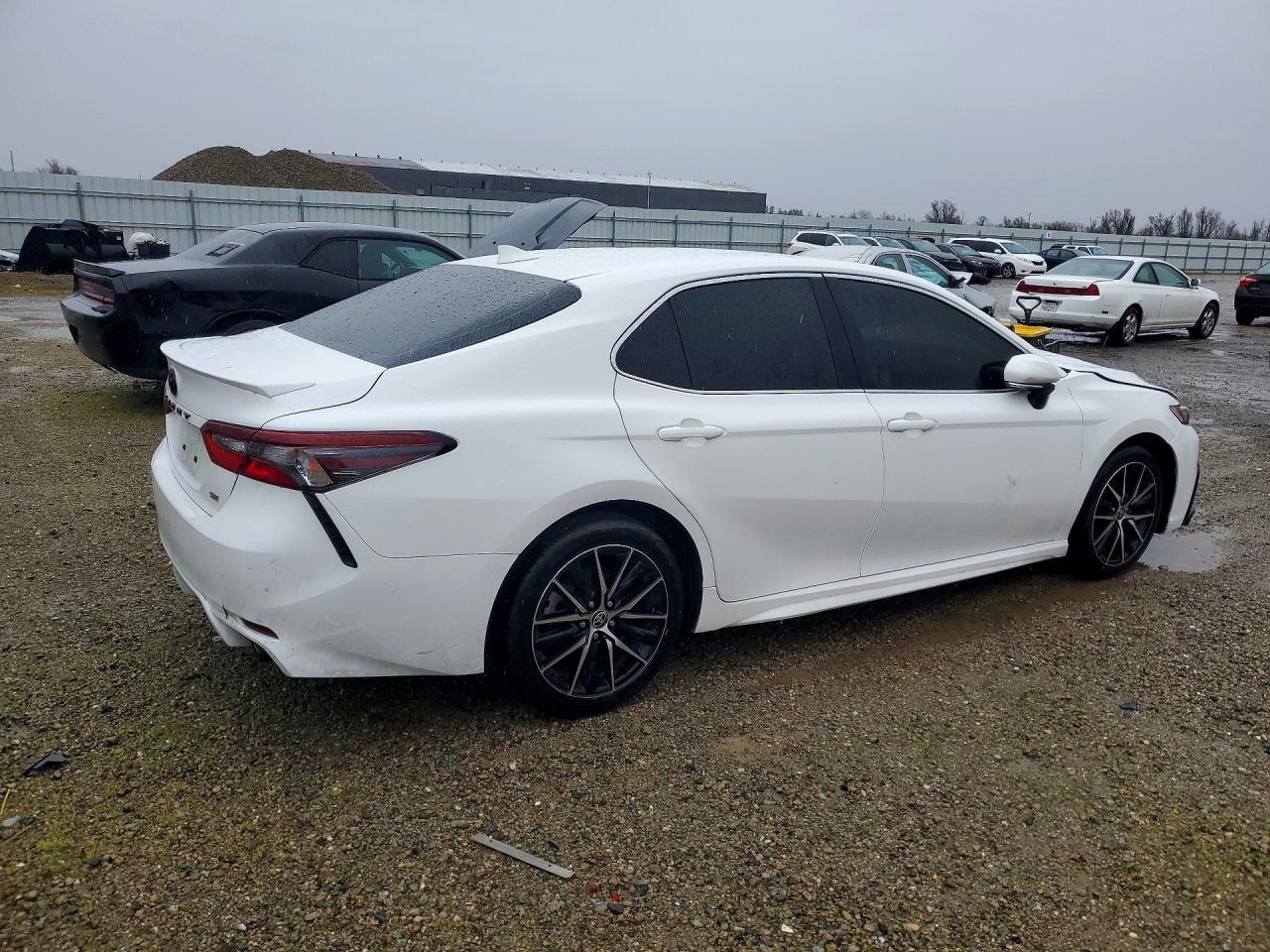 2022 TOYOTA CAMRY