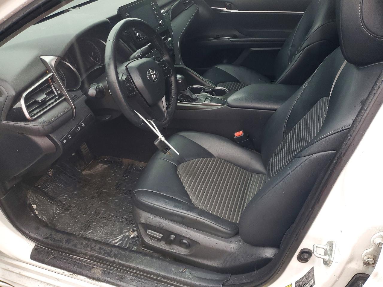 2022 TOYOTA CAMRY