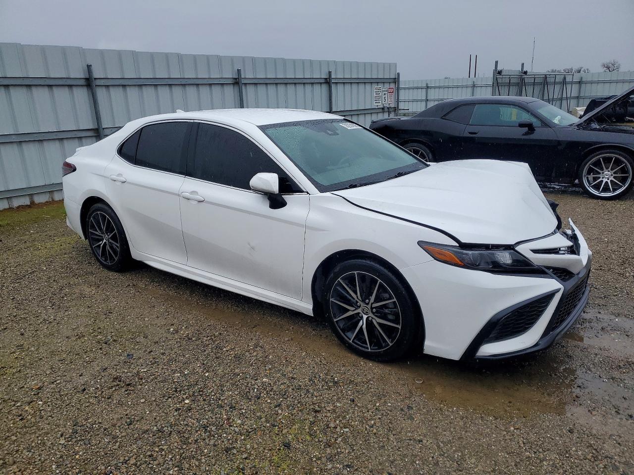 2022 TOYOTA CAMRY