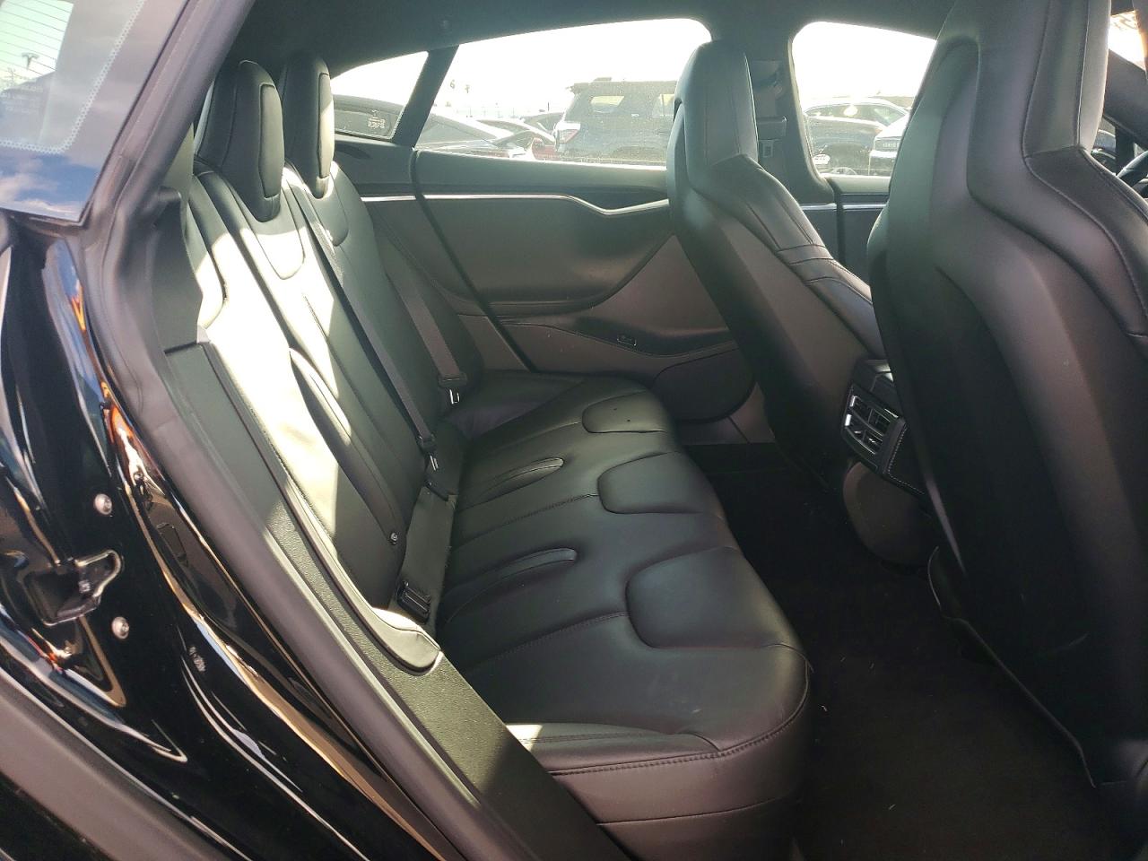 2016 TESLA MODEL S