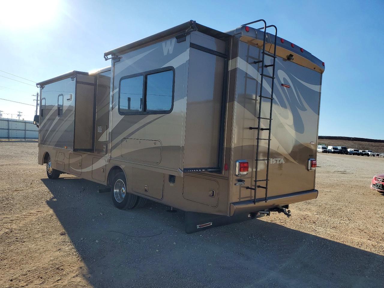 2013 WINN MOTORHOME