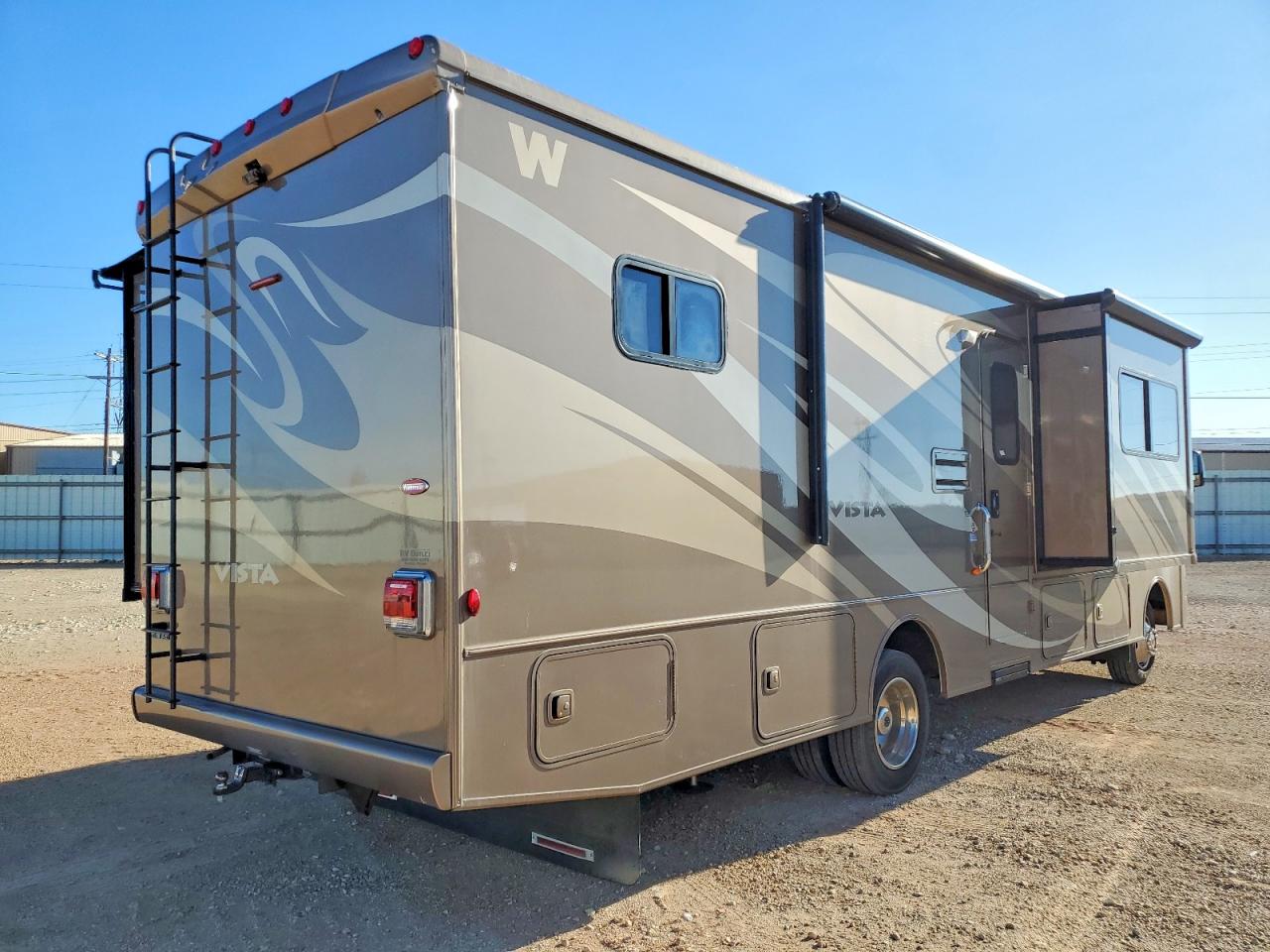 2013 WINN MOTORHOME
