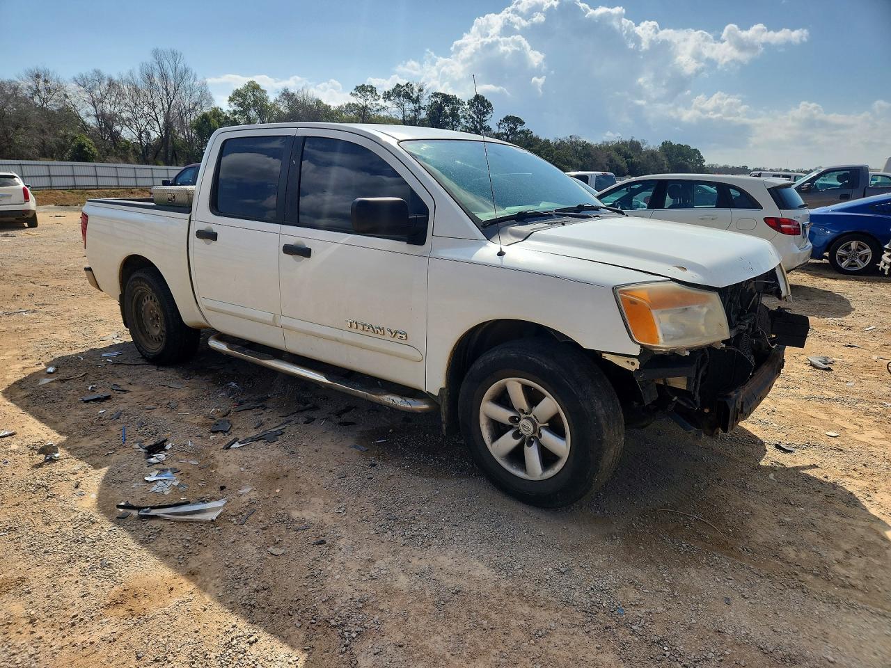 2012 NISSAN TITAN
